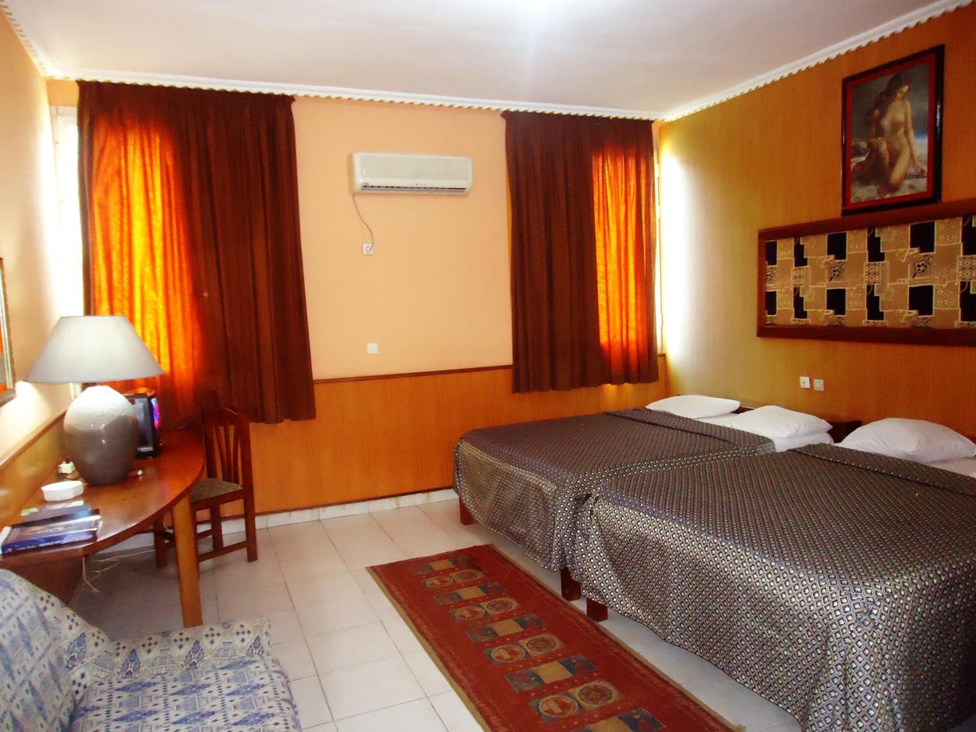 Hotel Saffana Дуала Екстер'єр фото