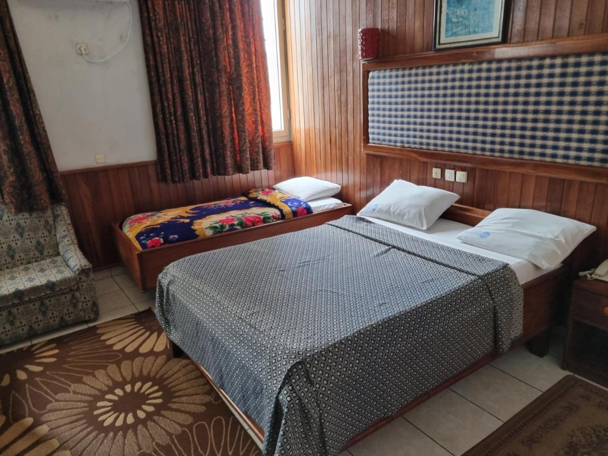 Hotel Saffana Дуала Екстер'єр фото